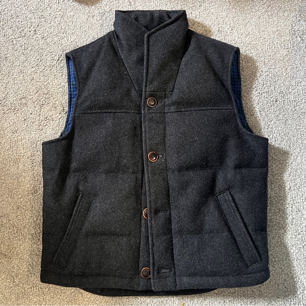 Brooks Brothers Vest mens Small Gray Puff wool flannel blend quilted Red Fleece